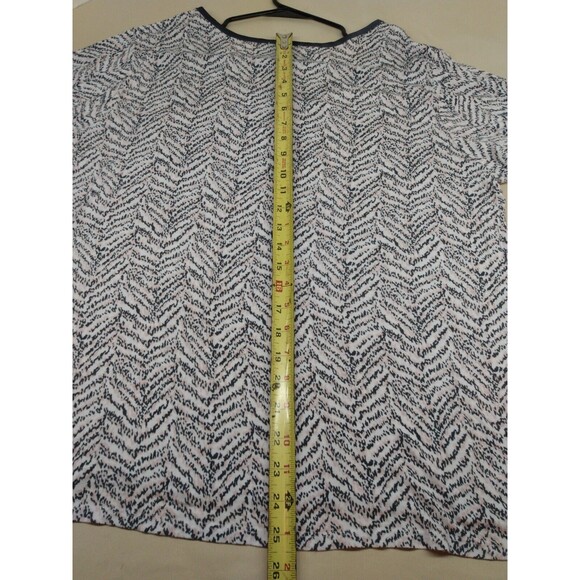 Midnight White Gray Light Pink Zebra print XXL T-shirt with front pocket Women's - Picture 9 of 12